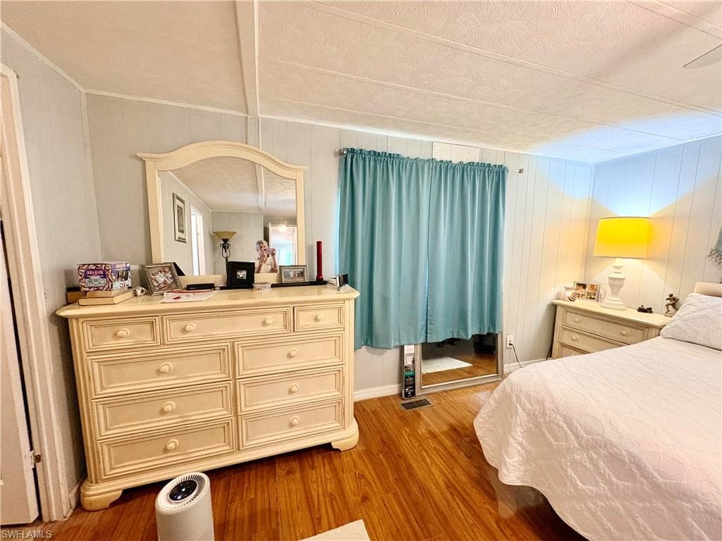 2777 Indianwood DR-21