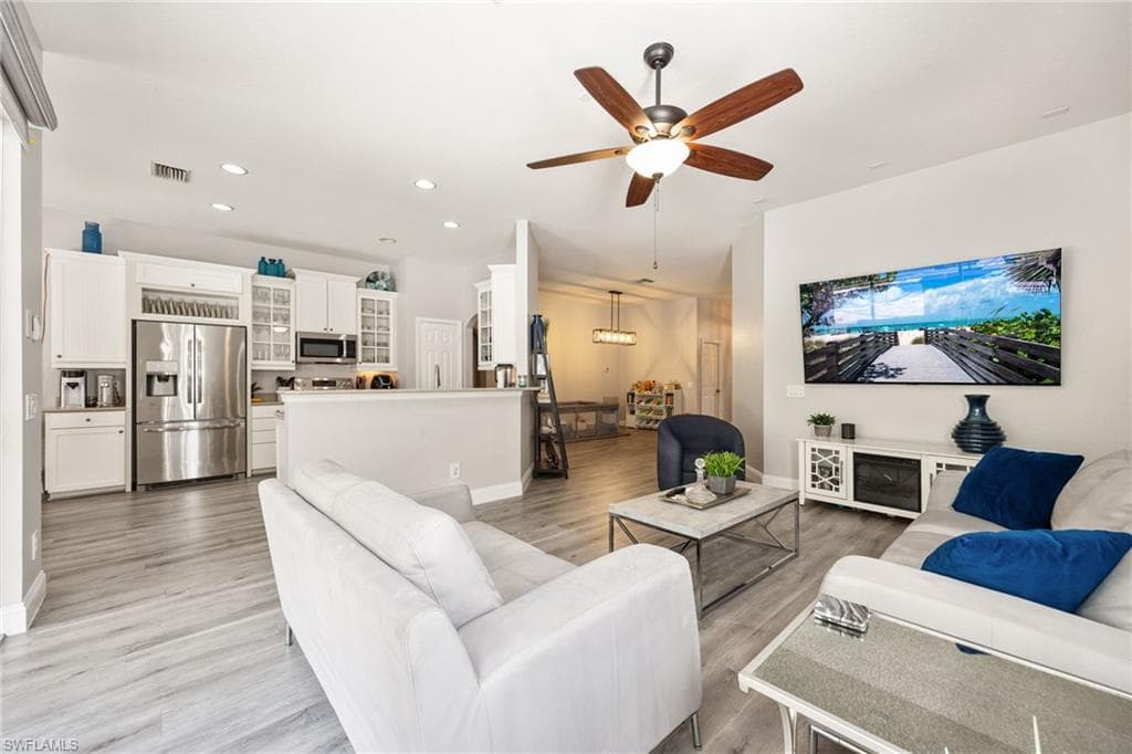 2769 Inlet Cove LN W-11