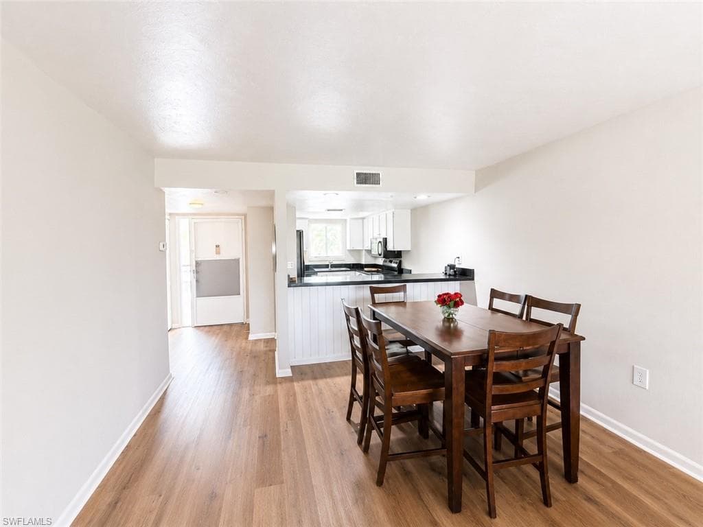 2079 Barkeley LN 13-8