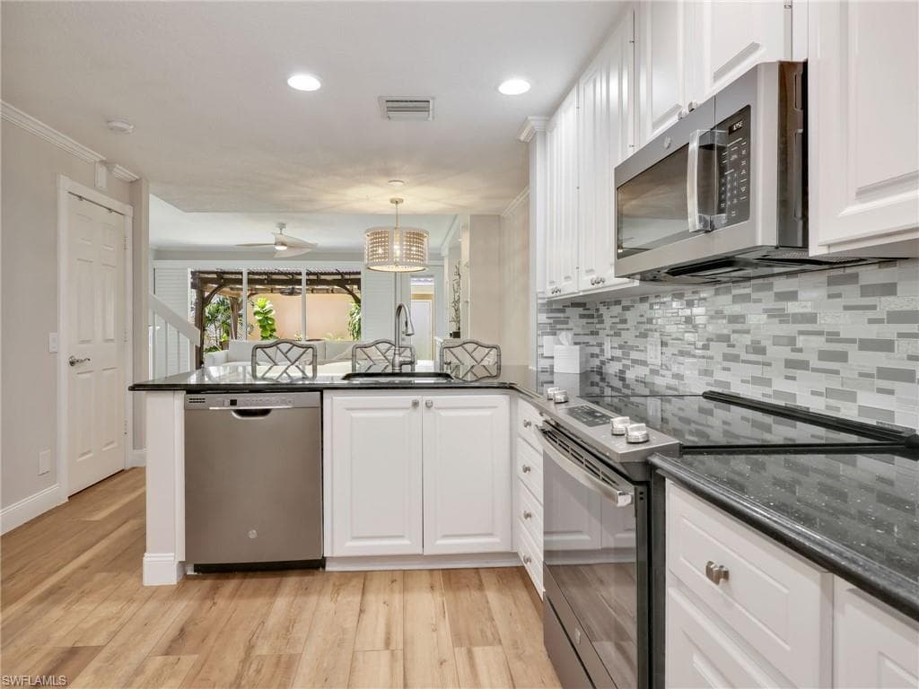 28614 ALESSANDRIA CIR-13