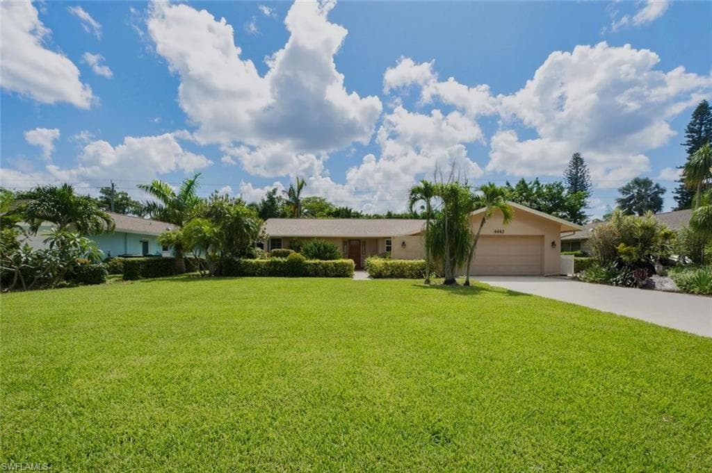 4443 Lakewood BLVD-2