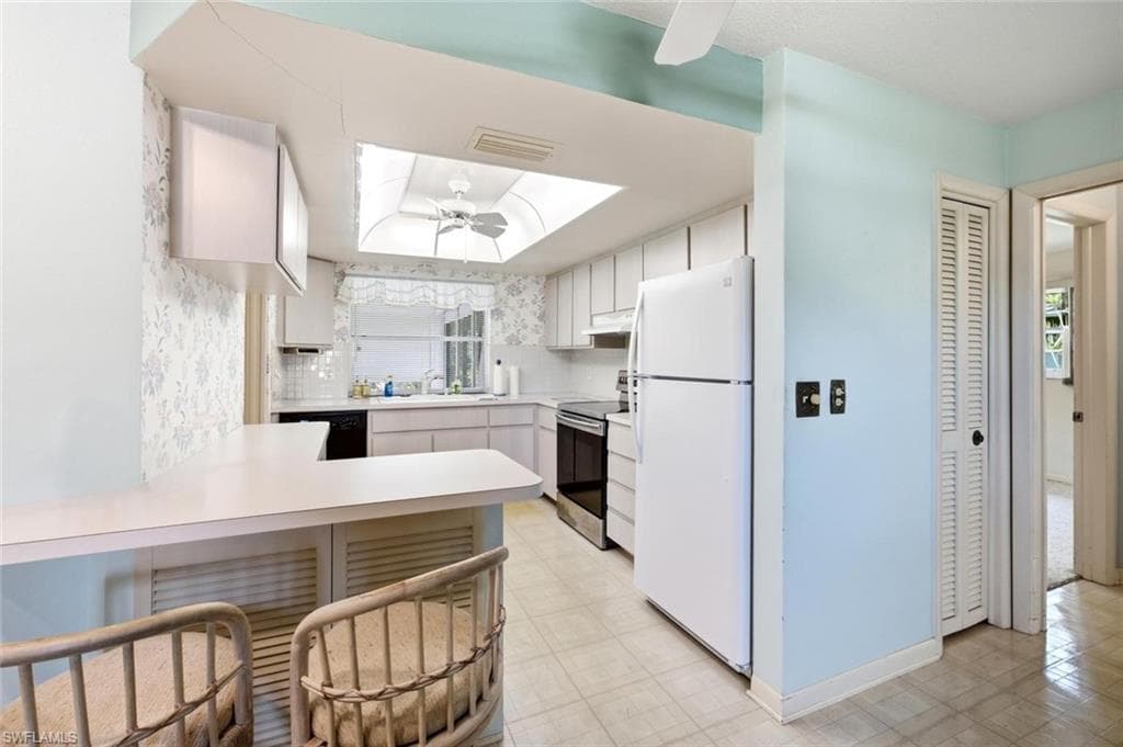 4443 Lakewood BLVD-15