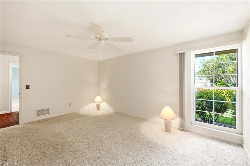 4443 Lakewood BLVD-21