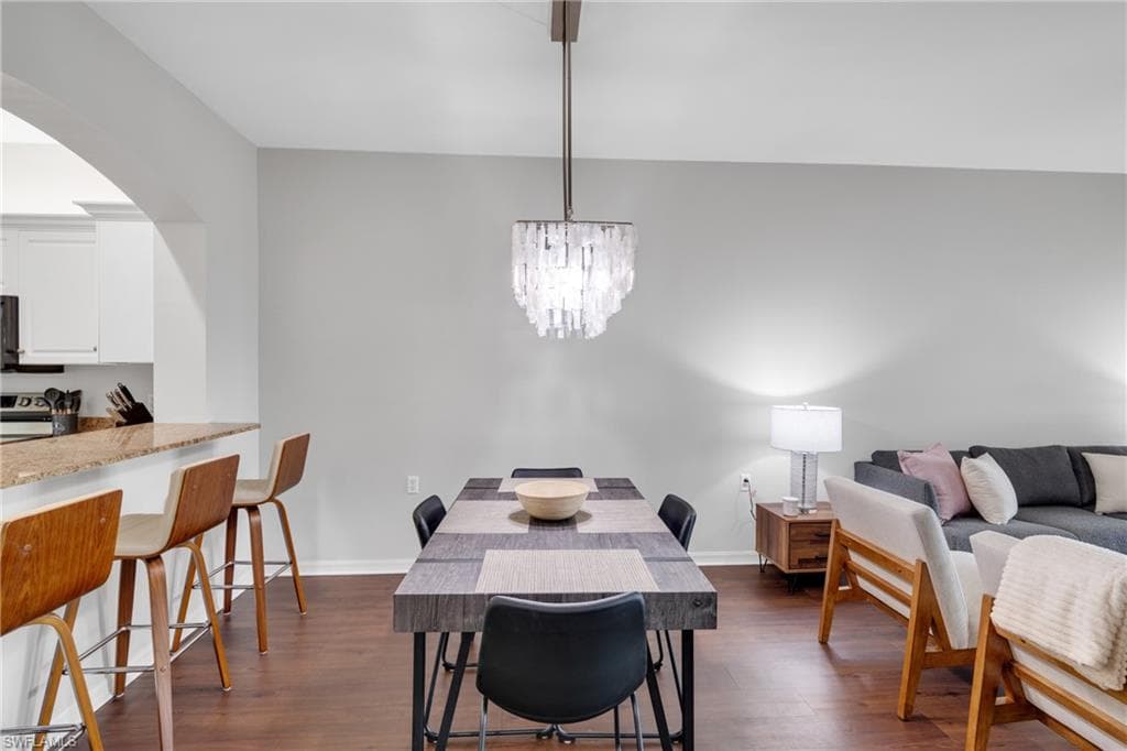 1320 Charleston Square DR 103-23