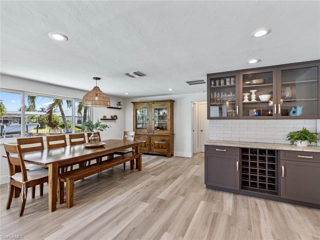 1029 Wittman DR-13