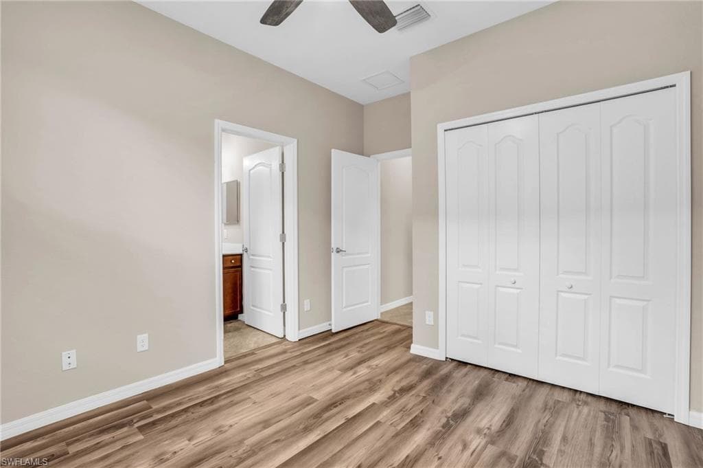 2061 Hamlin ST-10