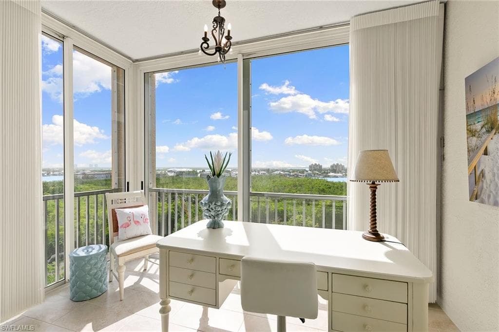 5000 Royal Marco WAY 831-28