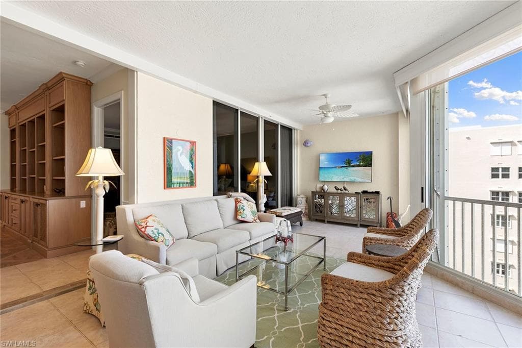 5000 Royal Marco WAY 831-15