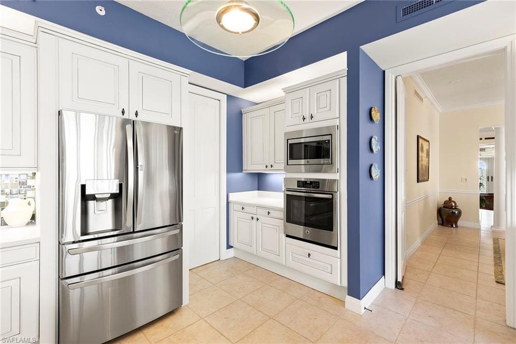 5000 Royal Marco WAY 831-19