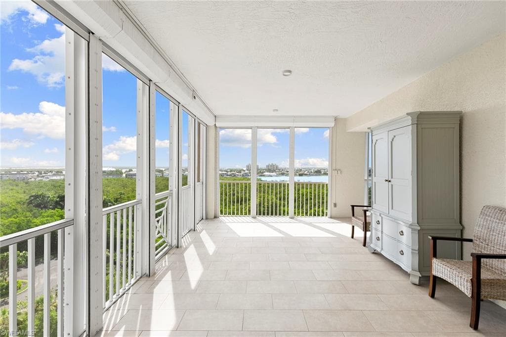 5000 Royal Marco WAY 831-35
