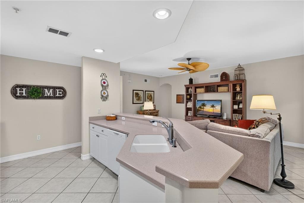 1672 Tarpon Bay DR S 102-10