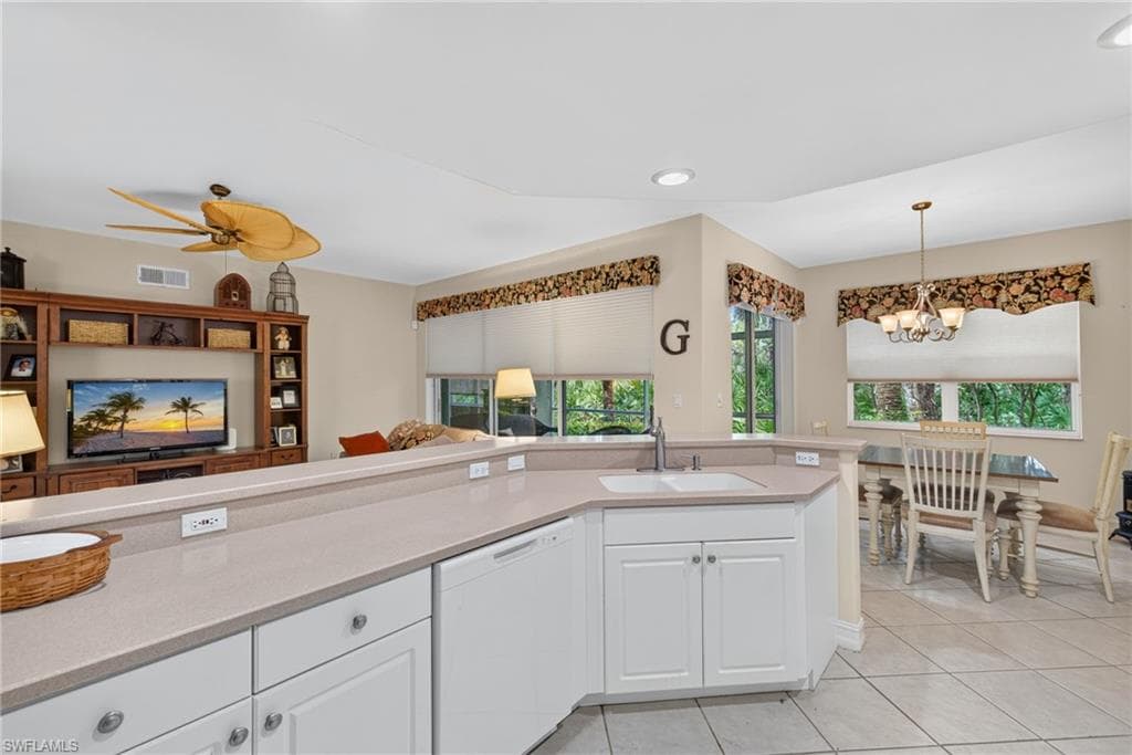 1672 Tarpon Bay DR S 102-11