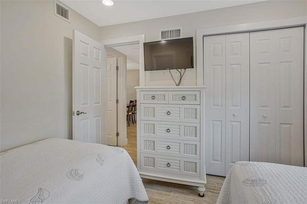 4298 27th CT SW 101-10
