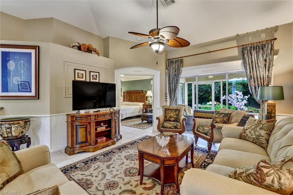 5866 Westbourgh CT-13