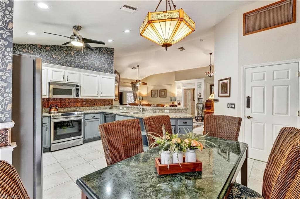 5866 Westbourgh CT-7