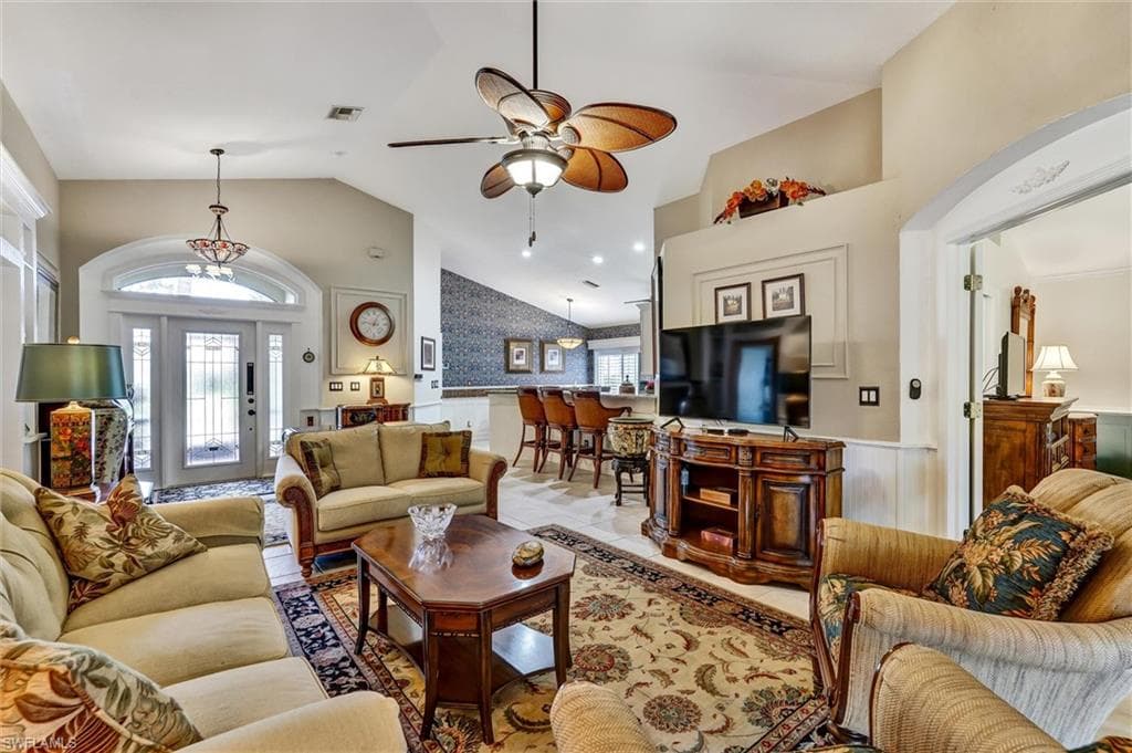 5866 Westbourgh CT-14