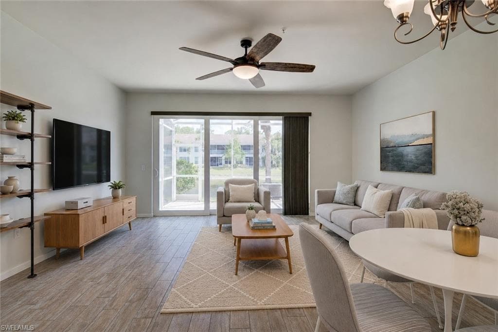 904 Hampton CIR-7