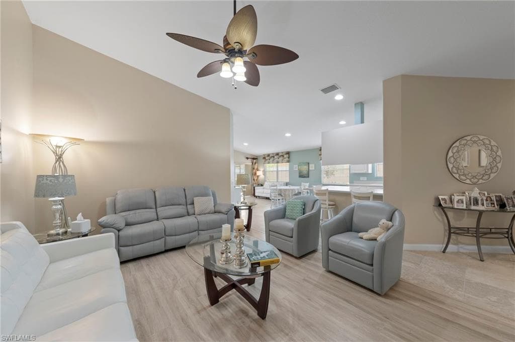 28043 Dorado DR-9
