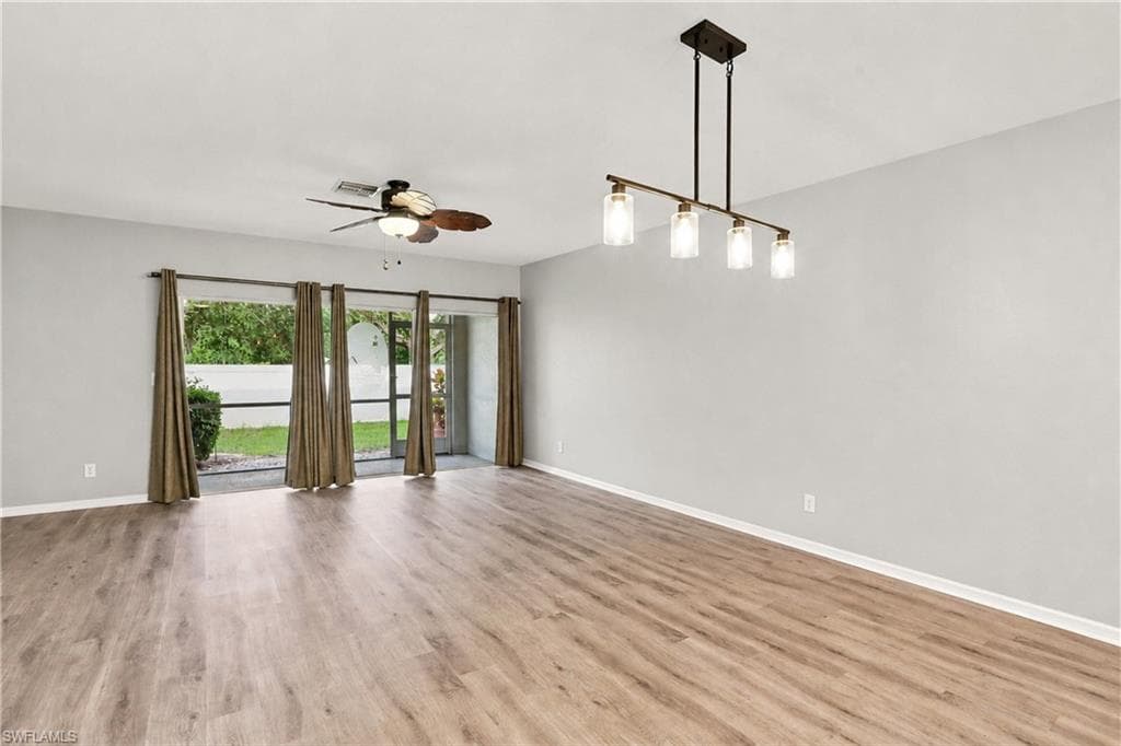 8697 Athena CT-4