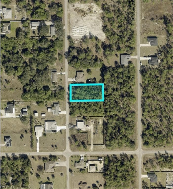 1306 Robert AVE-2