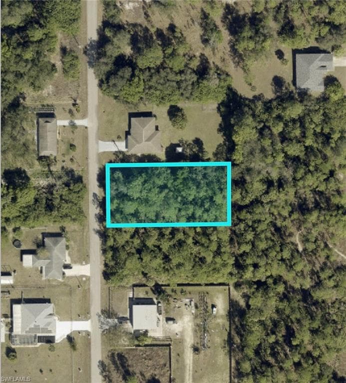 1306 Robert AVE-1