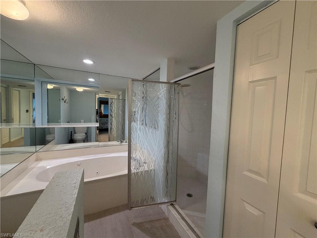 4194 Pensacola AVE-17