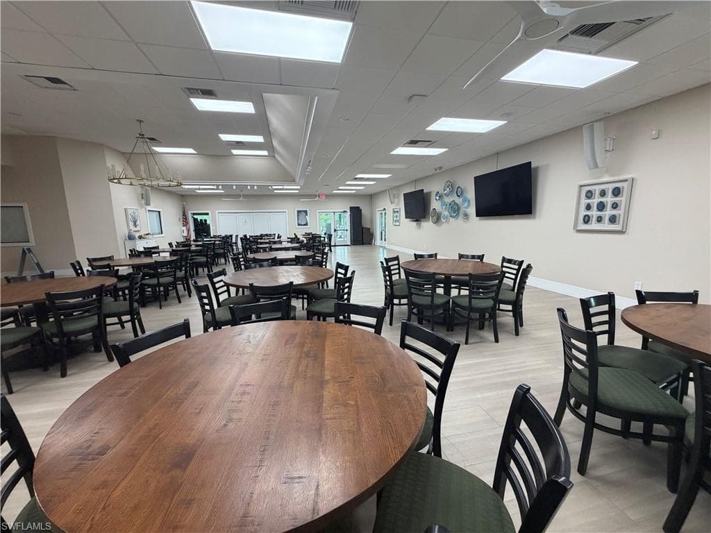 4194 Pensacola AVE-35