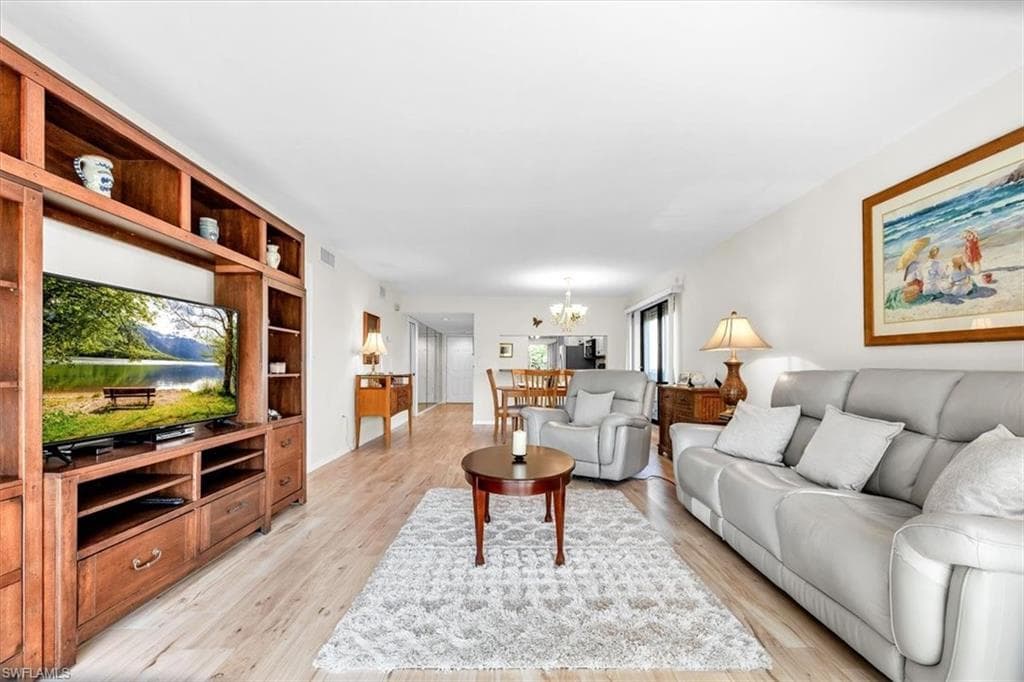1223 Commonwealth CIR 101-6
