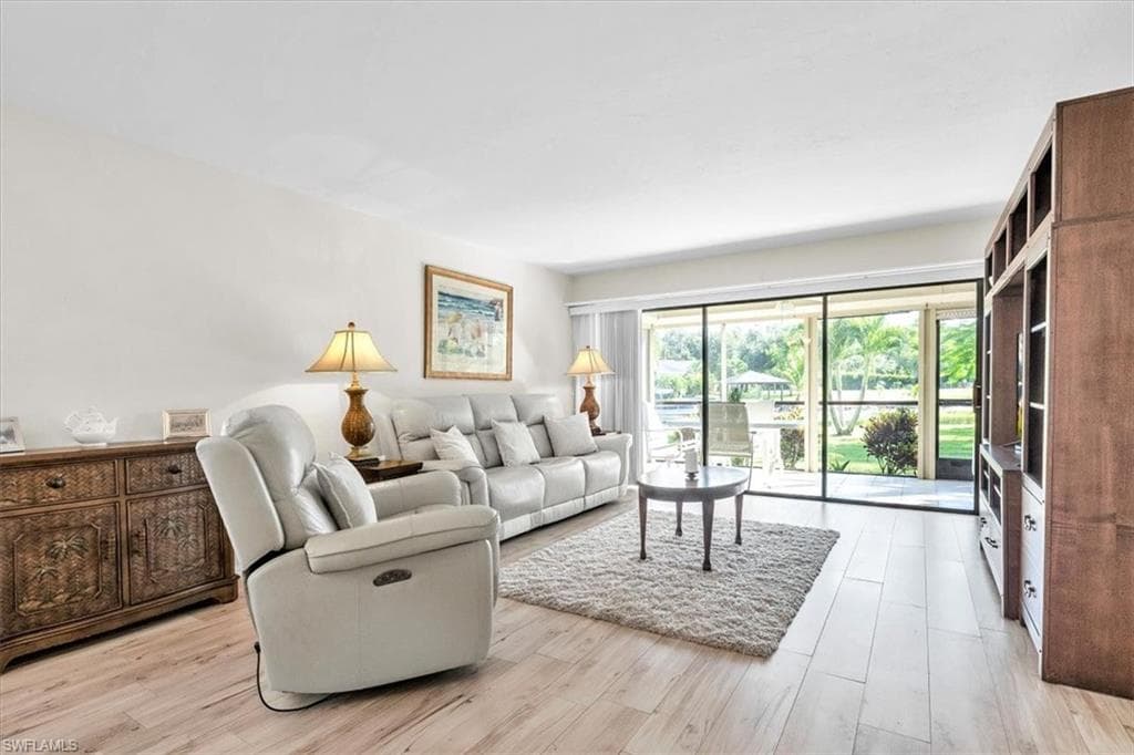 1223 Commonwealth CIR 101-4