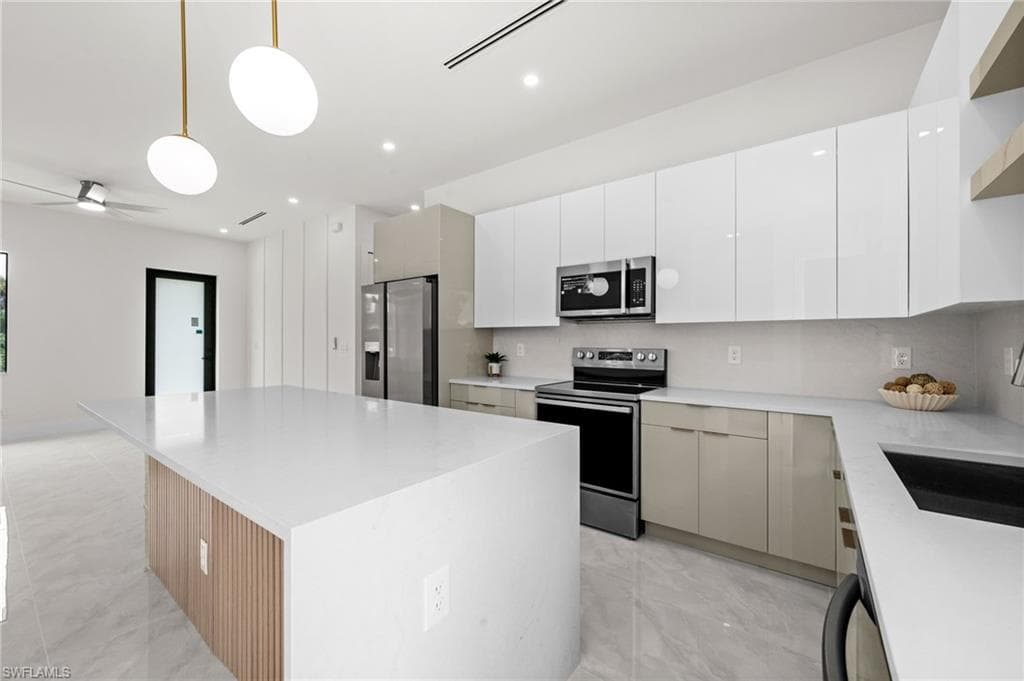 1039 Bassinger AVE S-11