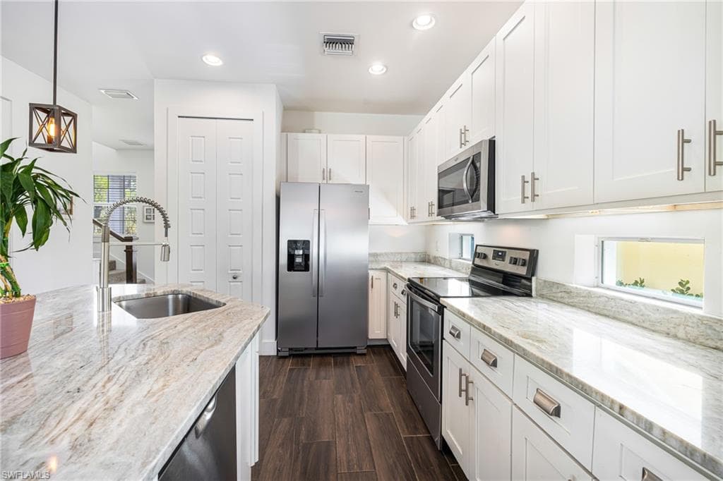 2974 Van Buren AVE-5