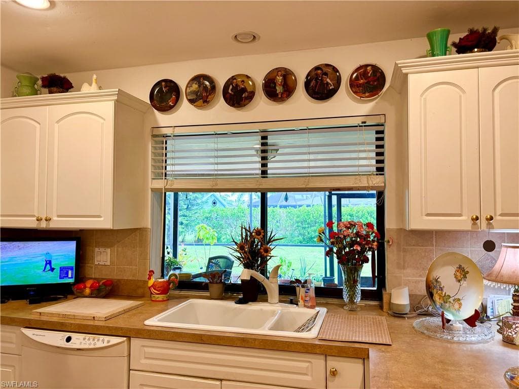 810 El Dorado PKWY W-7