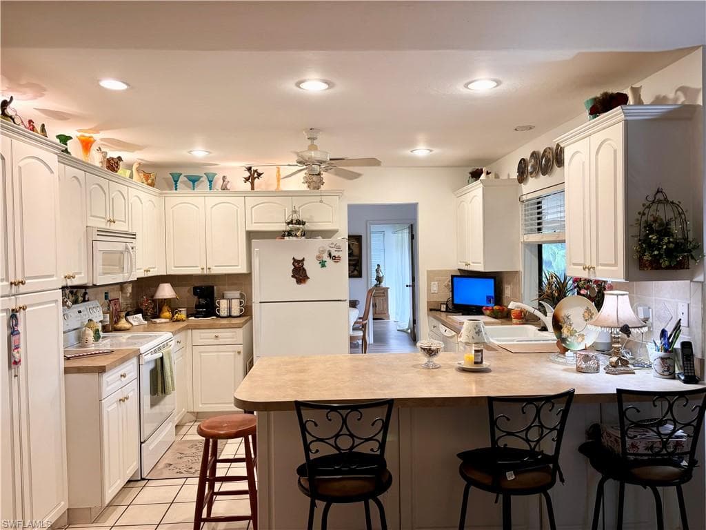 810 El Dorado PKWY W-4