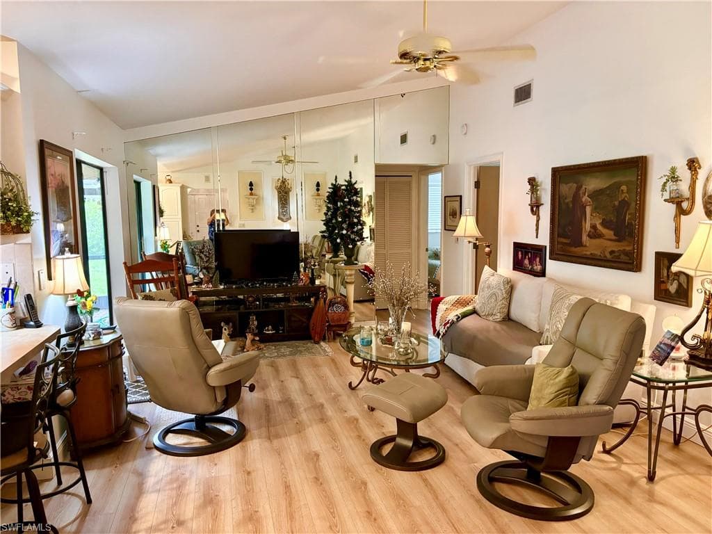 810 El Dorado PKWY W-8