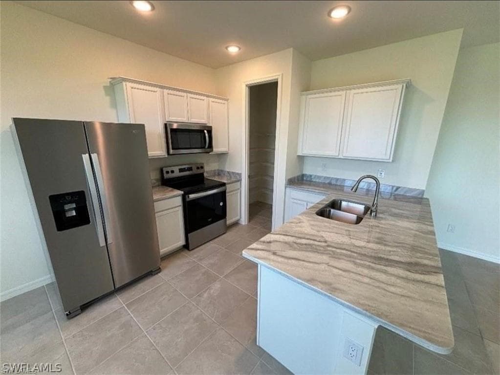 408 NW 31st PL-4
