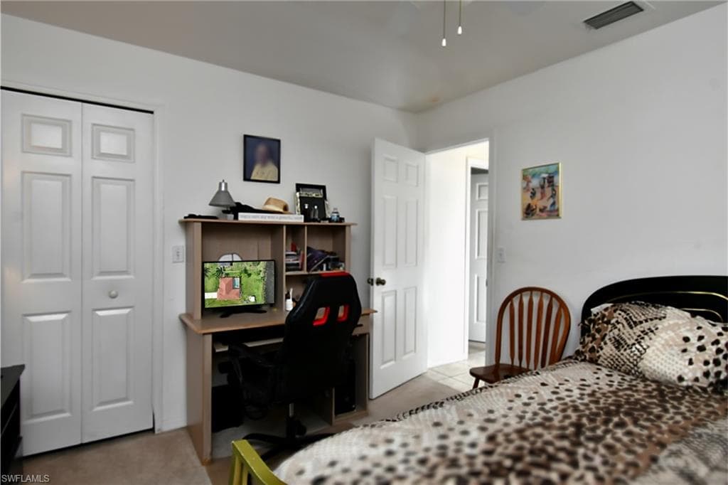 712 Fargo DR-24