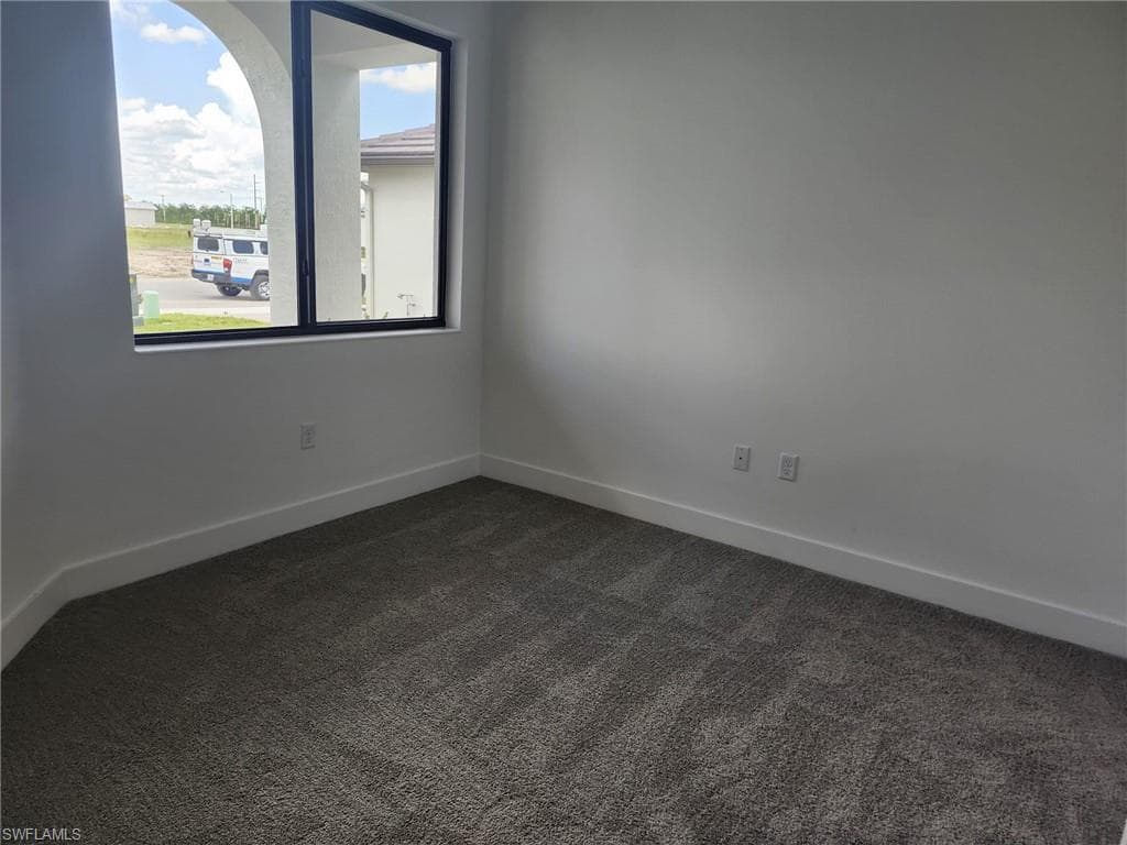 5124 Nevola AVE-17