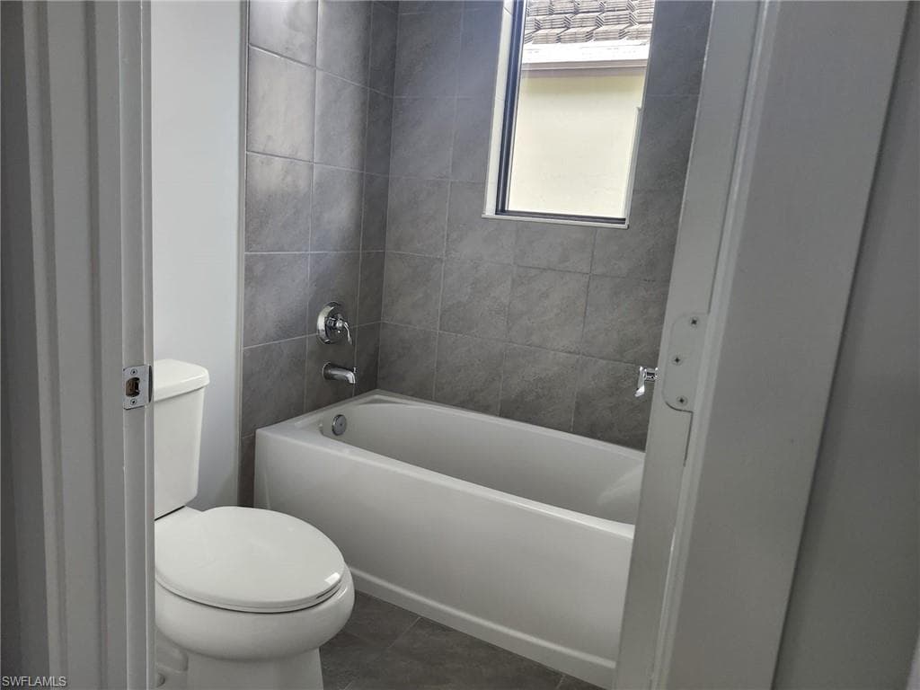 5124 Nevola AVE-12