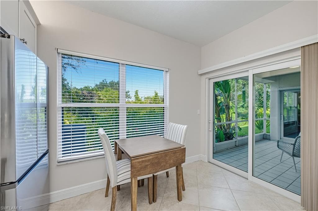 347 Emerald Bay CIR S3-8