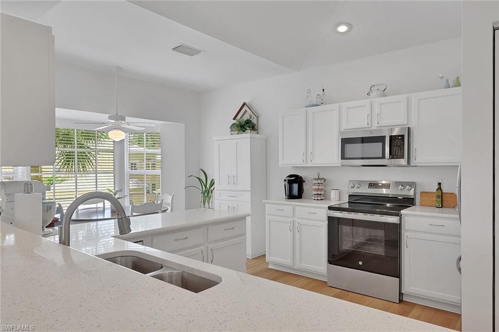 680 Wiggins Lake DR 202-2