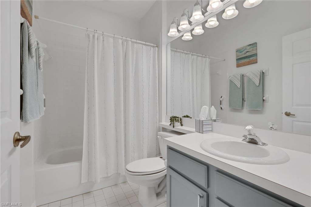 680 Wiggins Lake DR 202-10