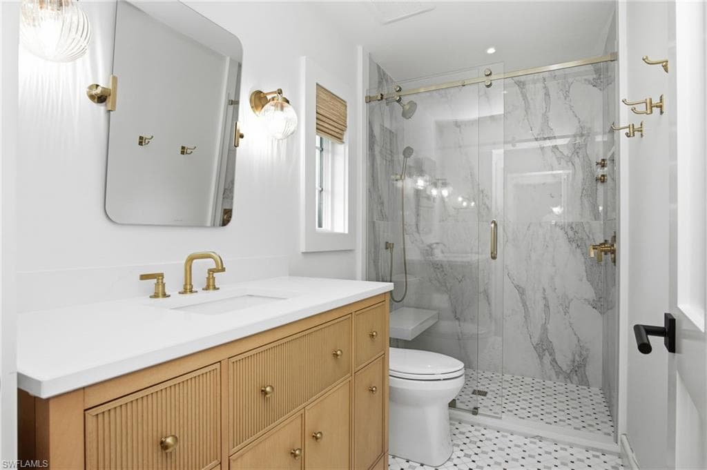 664 Pompano DR-31