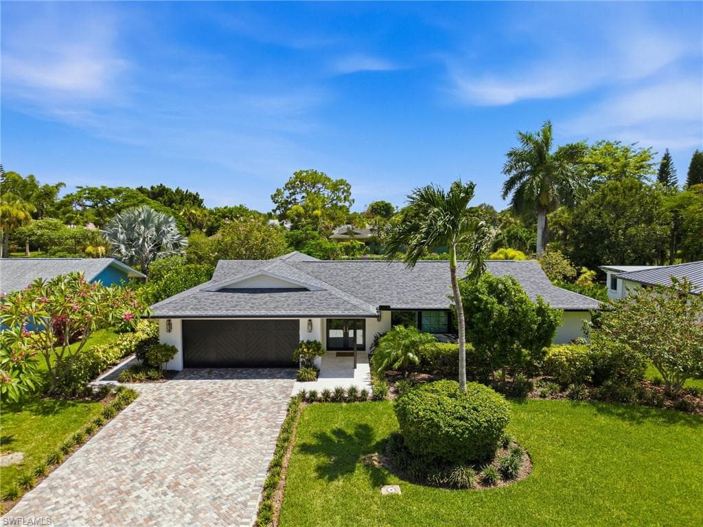 664 Pompano DR-4