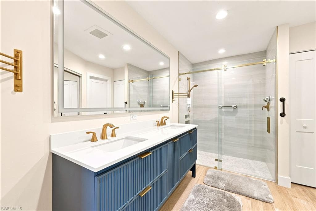 2604 Sailors WAY 120-23