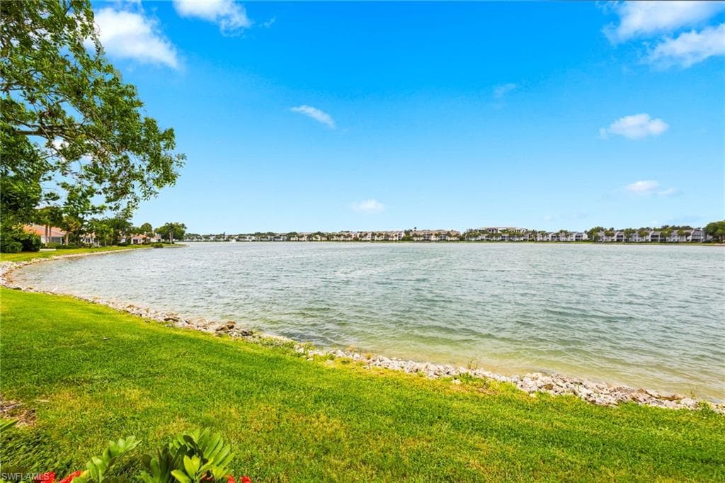 2604 Sailors WAY 120-18