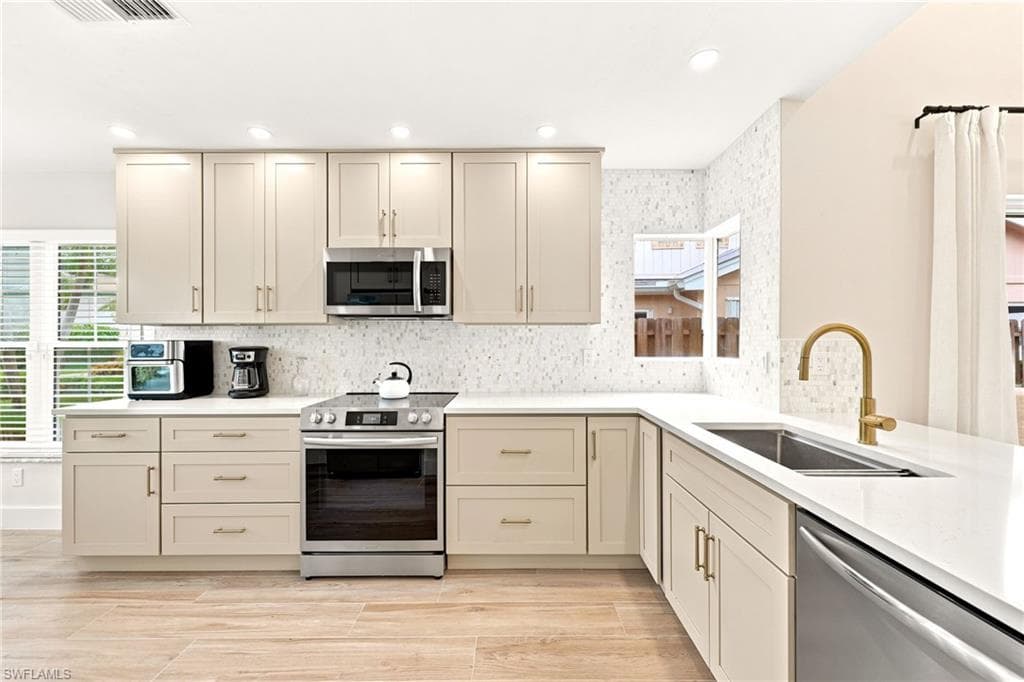 2604 Sailors WAY 120-11