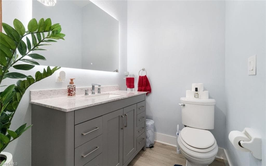 18683 Baseleg AVE-16