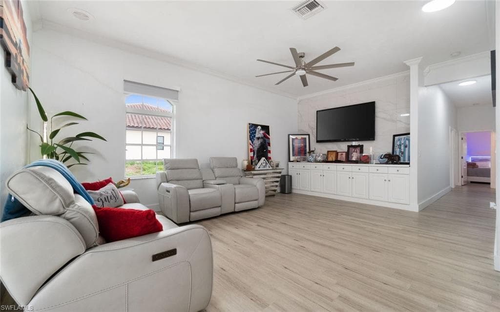 18683 Baseleg AVE-26