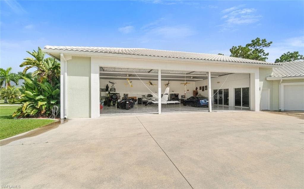 18683 Baseleg AVE-7