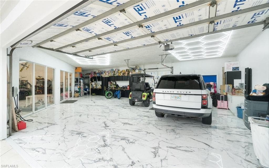 18683 Baseleg AVE-10
